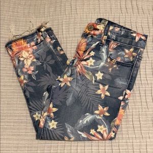 GAP girlfriend jeans - floral - girl sz 6 - EUC